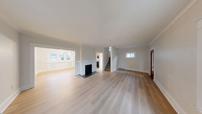 714 Brighton Ave, Toledo, OH 43609 - photo 2