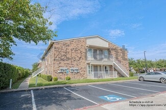 2200 E Trinity Mls Rd, Carrollton, TX 75006