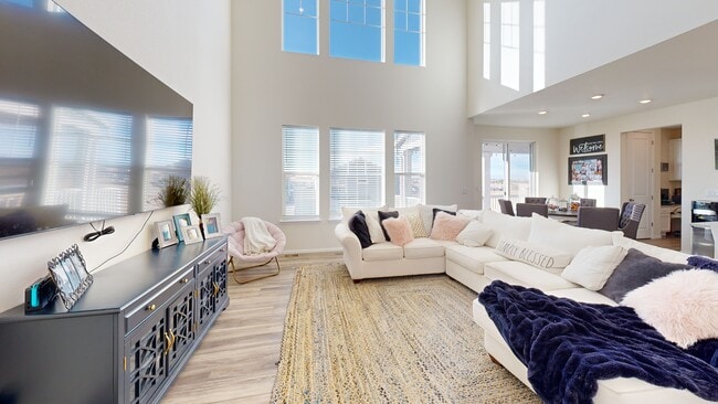 935 Peach Leaf Ln, Elizabeth, CO 80107 - photo 3