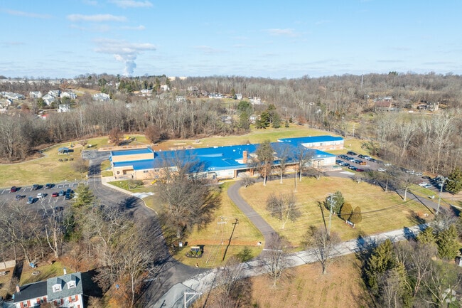 The academics at Oaks Elementary School are highly regarded.