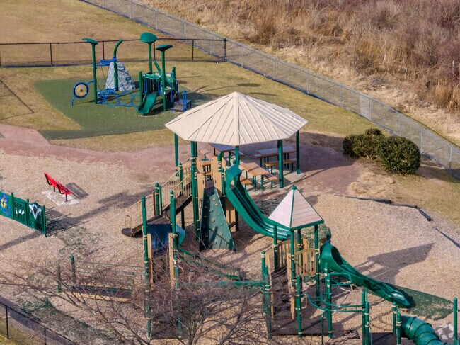 Lake Street School in North Vernon, CT.