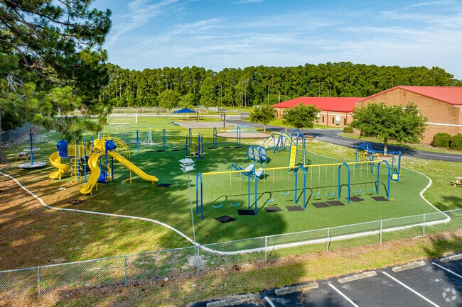 Lakewood Elementary has strong support from parents.