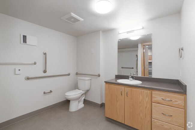 Holly Tree Village, Beaverton, OR 97005 - photo 6