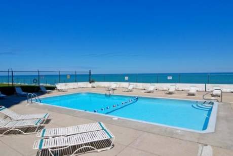 Sheridan Point Condominiums unit 6325 N Sheridan, Chicago, IL 60660 - photo 3