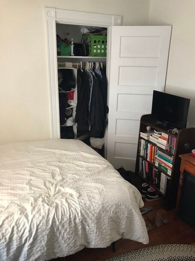 19 Warner St, Somerville, MA 02144 - photo 5