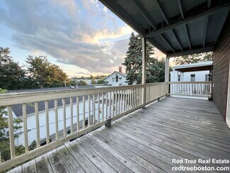 15 Romsey St Unit 3, Boston, MA 02125