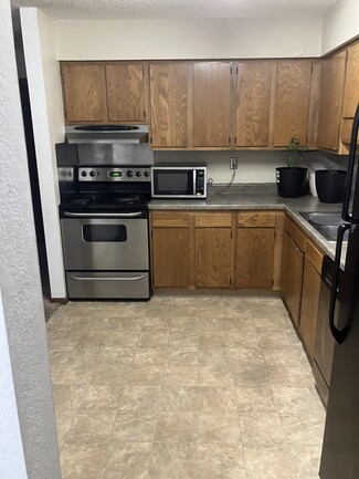 221 Grand Ave W Unit 114, South Saint Paul, MN 55075