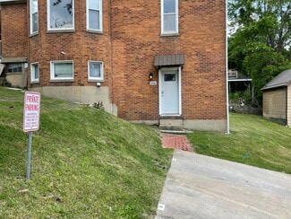 756 Willey St Unit Rear, Morgantown, WV 26505