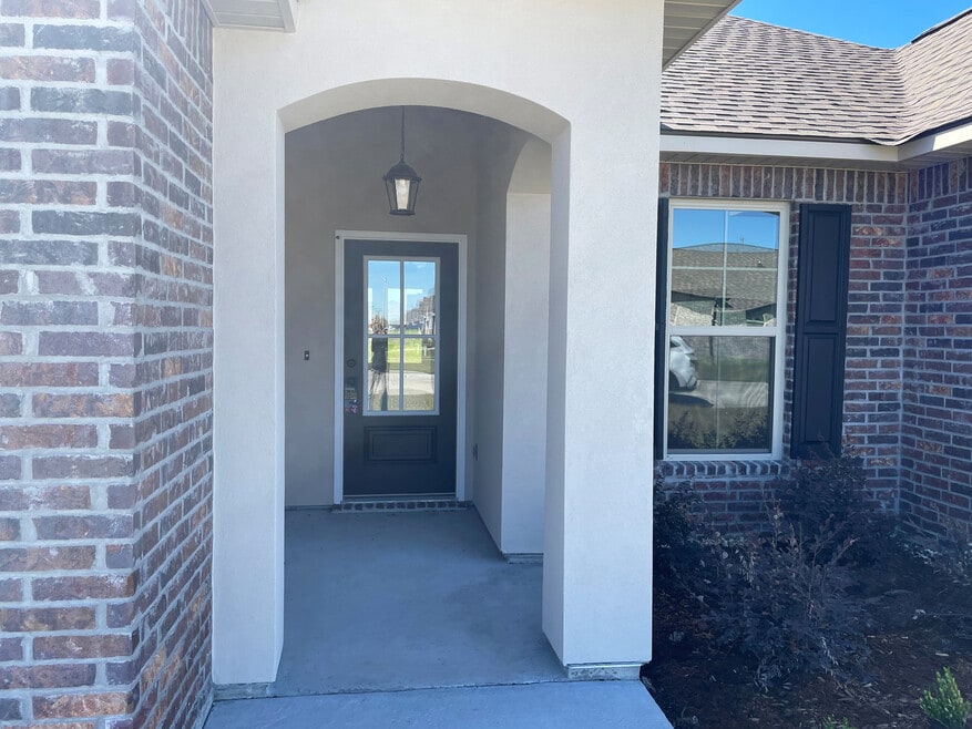 122 Marie Claire Dr, Houma, LA 70364 - photo 1