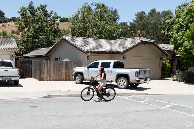 Pine Canyon’s quiet streets are perfect for biking through peaceful residential areas.