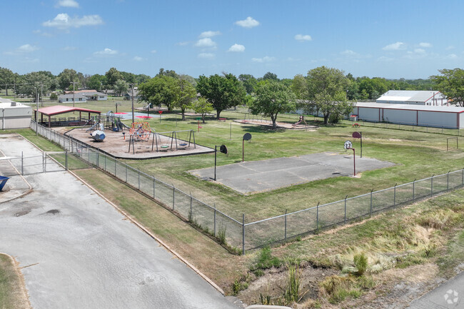 There is plenty of space for all students to enjoy recess at William R Teague Elementary.