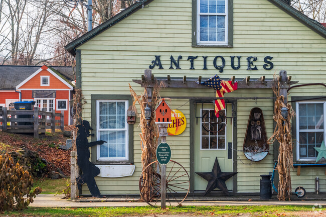 Woodstock is known for antique shops, making it a destination for New Englanders.