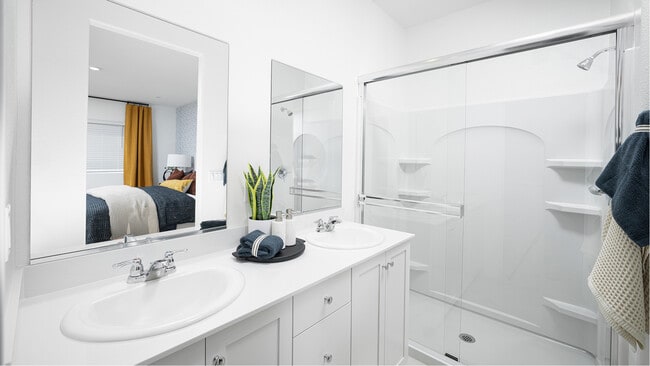 8403 Sinesky Way, Elk Grove, CA 95757 - photo 6