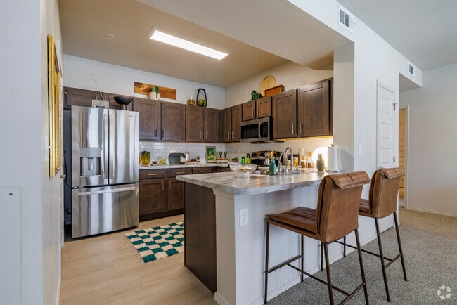 1BR, 1BA - 879SF - Kitchen