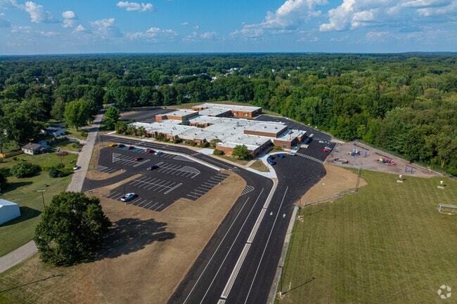 Concord Ox-Bow Elementary School receives an A grade for diversity.