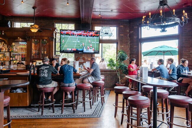 Gray's Crossing locals enjoy the short trip to Bar of America for great food & drinks.