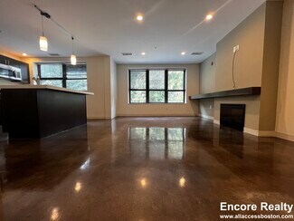1 Larry Place Unit 204, Quincy, MA 02169