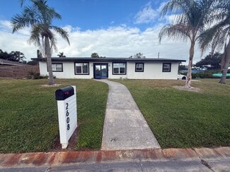 2608 Sheridan Dr, Sarasota, FL 34239