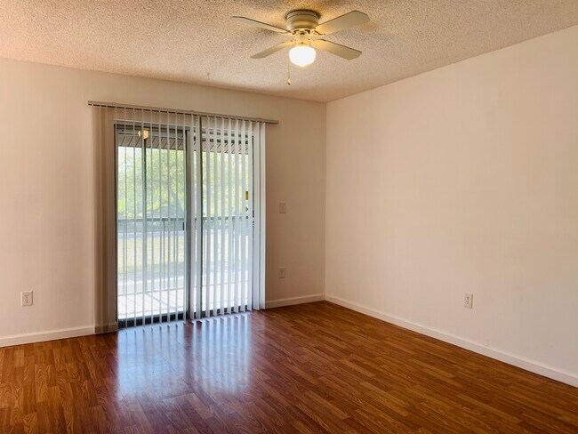 428 Banana Cay Dr unit E, South Daytona, FL 32119 - photo 6
