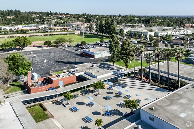 Los Coyotes Middle School has a bright campus in La Mirada.