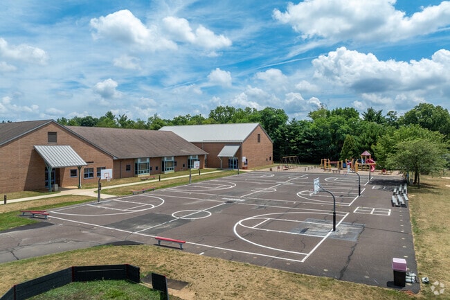 Students in grades K through 5 can attend Maple Glen Elementary.