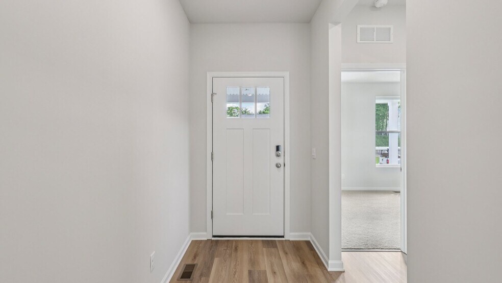 368 Gleneagles Dr unit 36201158, Butler, PA 16001 - photo 1