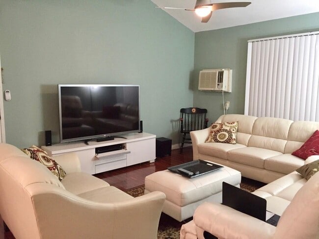 10232 Black Mountain Rd unit 104, San Diego, CA 92126 - photo 3