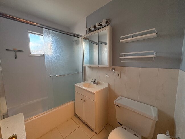 29 Wood St unit 2, Rutherford, NJ 07070 - photo 5