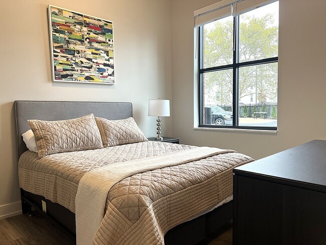 ELEVATE 340, Columbus, OH 43215 - photo 5