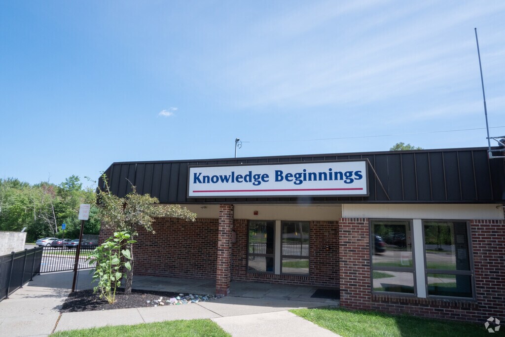 Westboro Knowledge Beginnings provides private education in the neighborhood of Westborough/
