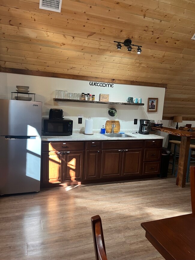 5673 E Horseshoe Way unit Cabin, Pine, AZ 85544 - photo 4