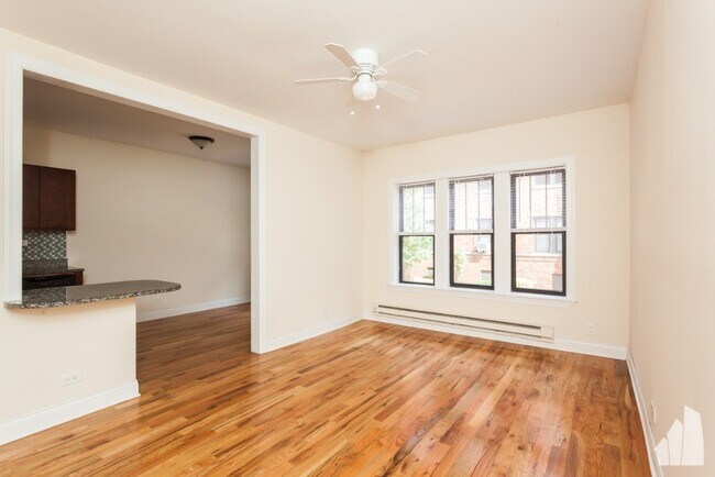 621 W Cornelia Ave unit 6212, Chicago, IL 60657 - photo 3