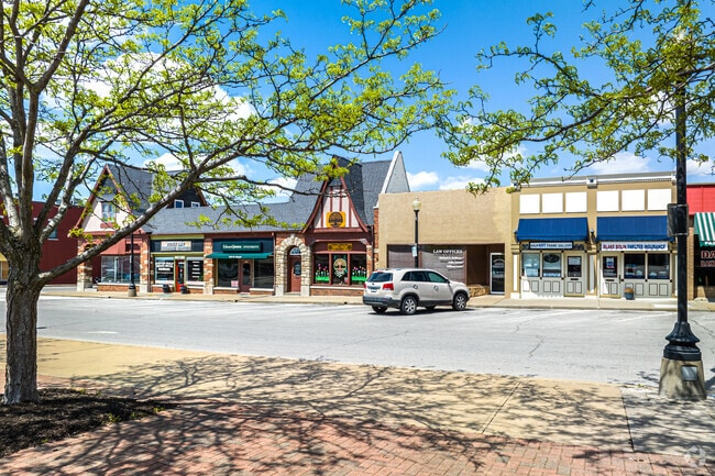 Charming shops are located along historic streets of Independence Down Town.