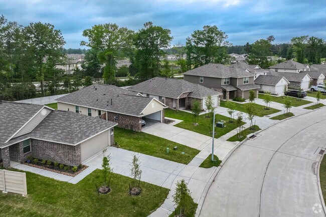 You can easily find homes of similar floorplans built in New Caney, TX.