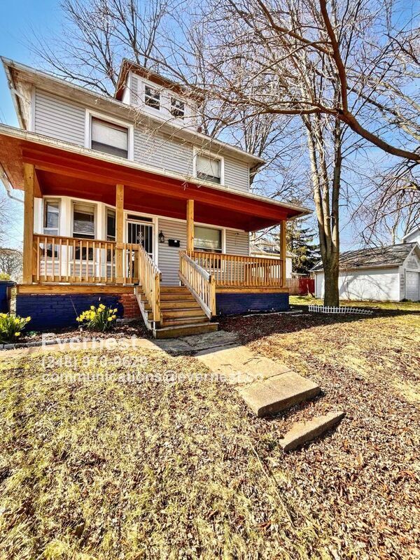 121 MacHen St, Toledo, OH 43620