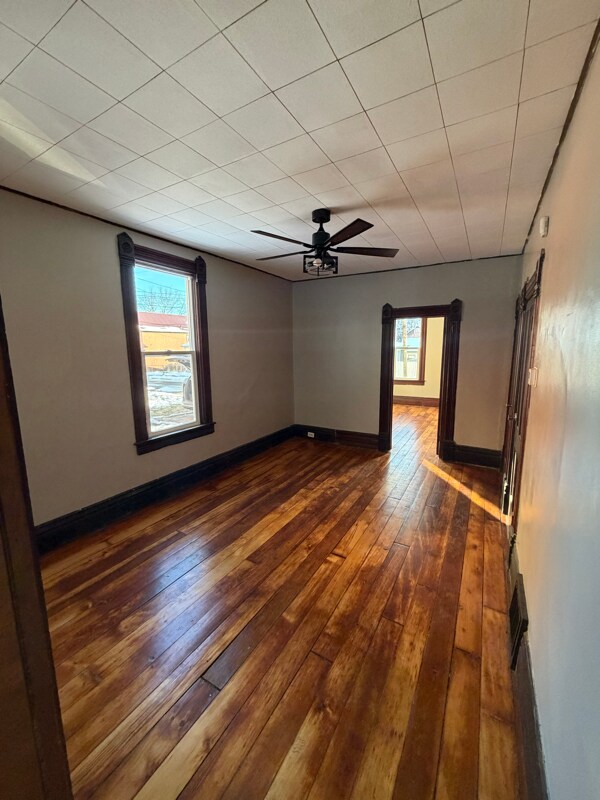 489 Almond St unit 1, Dubuque, IA 52001 - photo 7