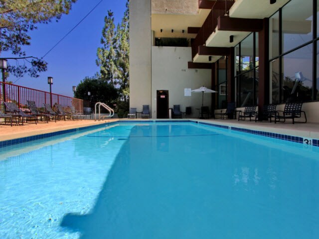 Azure Glendale, Glendale, CA 91206 - photo 2