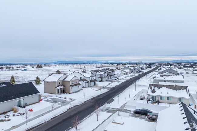 Airway Heights features lots of planned new construction communities.