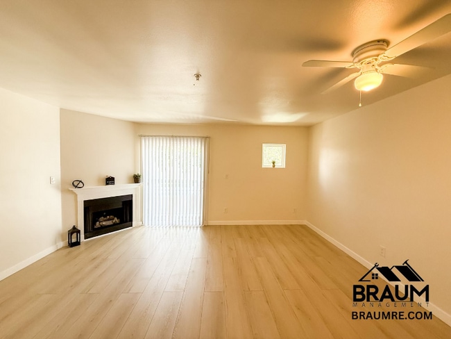 7323 Winnetka Ave, Winnetka, CA 91306 - photo 3