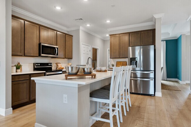 399 Bali SE, Palm Bay, FL 32909 - photo 7