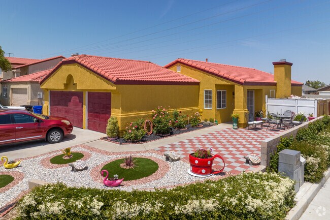 Find unique homes in Sunset Ridge that blend traditional Spanish and Mediterranean architecture.