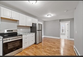 90 Leighton St Unit Apartment 1, Fitchburg, MA 01420