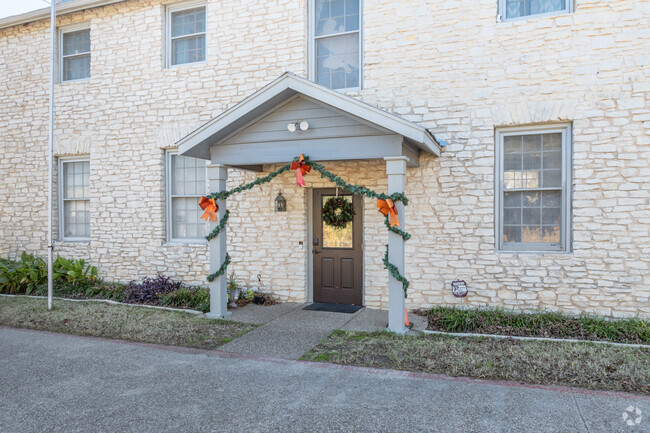 Covenant Christian Academy is located in central Round Rock, Texas. Making it easy to commute.