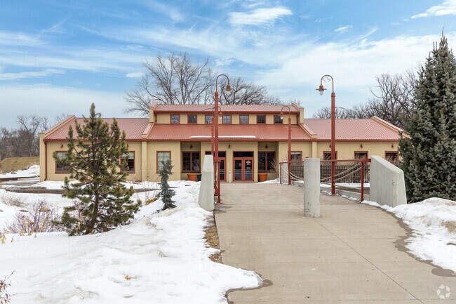 The Roosevelt Park Zoo is the oldest zoo in North Dakota.