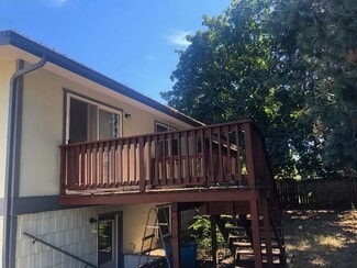 1733 N 8th St, Coeur d'Alene, ID 83814