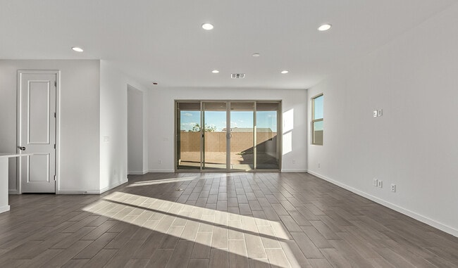 21599 N Daniel Dr, Maricopa, AZ 85138 - photo 2