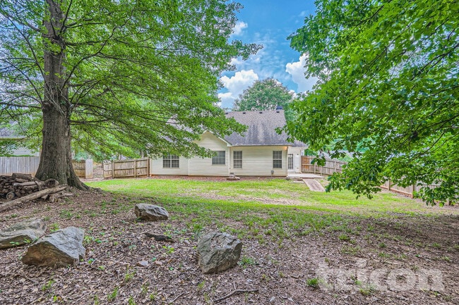 210 Pebble Creek Dr, McDonough, GA 30253 - photo 3