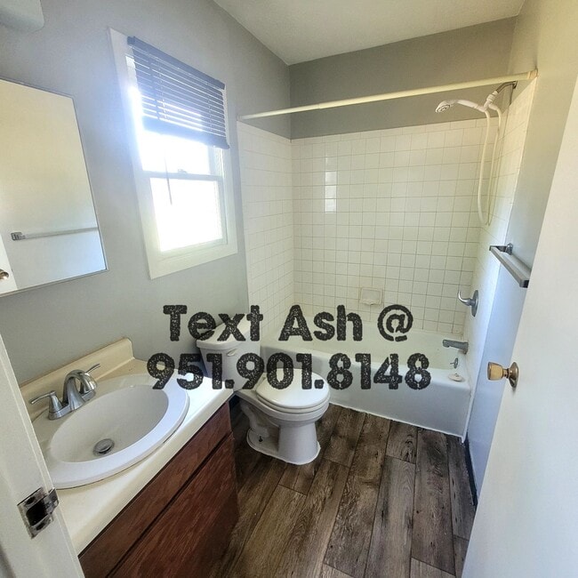 1226 W 13th St, Anderson, IN 46016 - photo 5