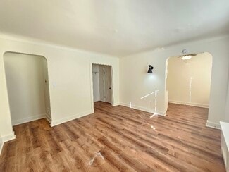 808 N Main St Unit 208, Royal Oak, MI 48067