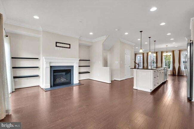 3607 Doc Berlin Dr, Silver Spring, MD 20906 - photo 5